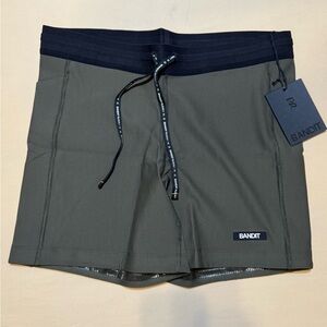 Bandit Running Women’s Cadence Shorts 5 in NWT Olive Green Large
